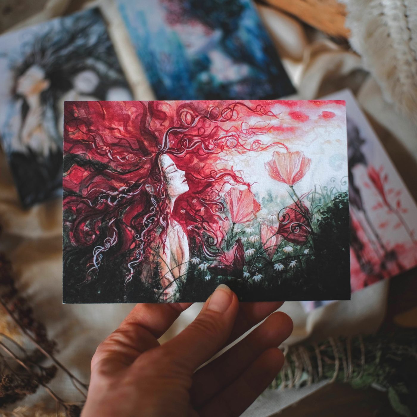 Postkarte "In roten Wellen"