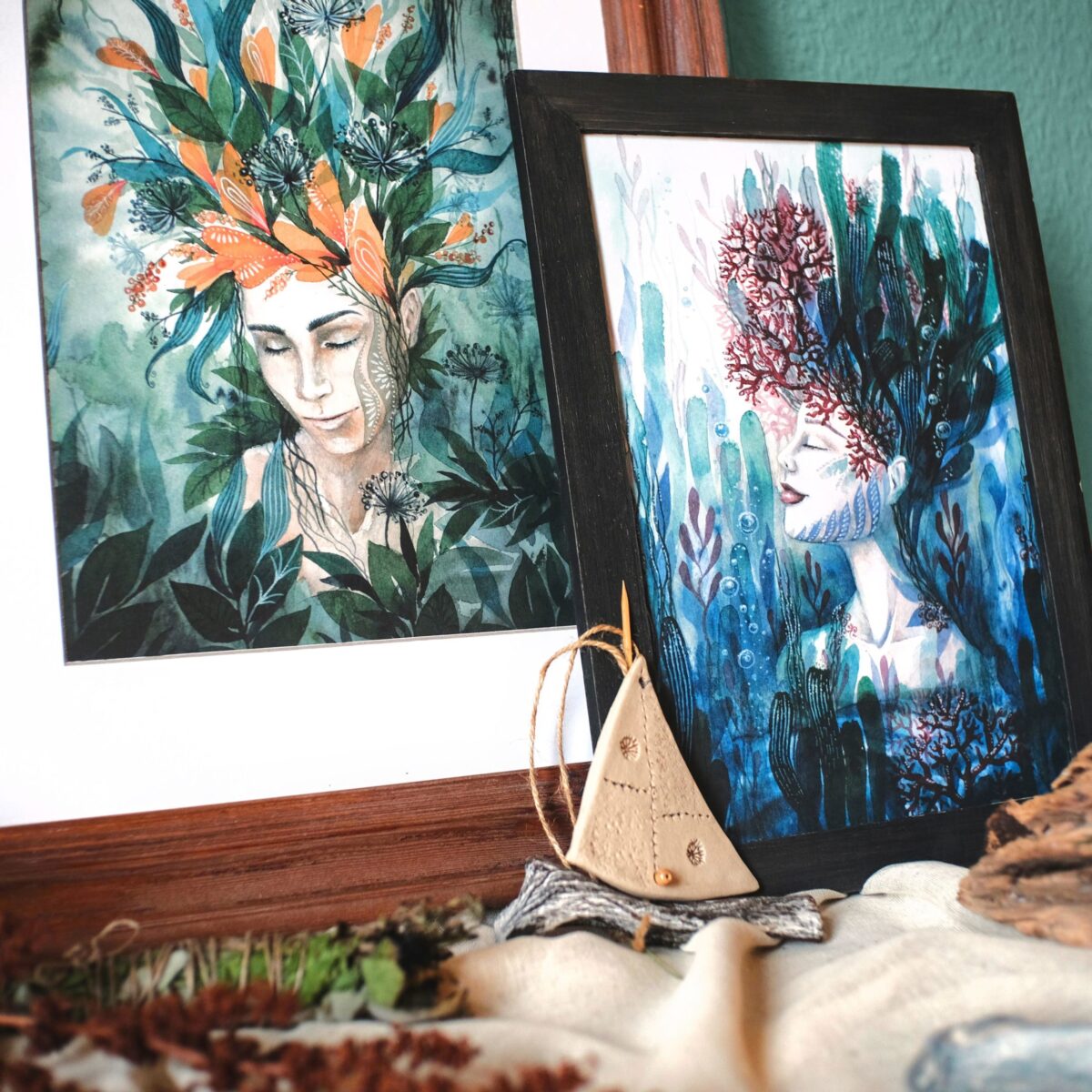 waelder meere oeko artprint set koralle floral frau portrait blume regenwald gruen blau aquarell malerei tarot tantra boho2 135 75 scaled - Maria und der Pinsel